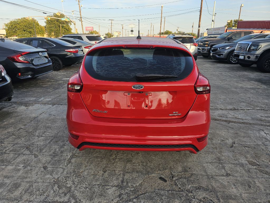 2015 Ford Focus Image 37