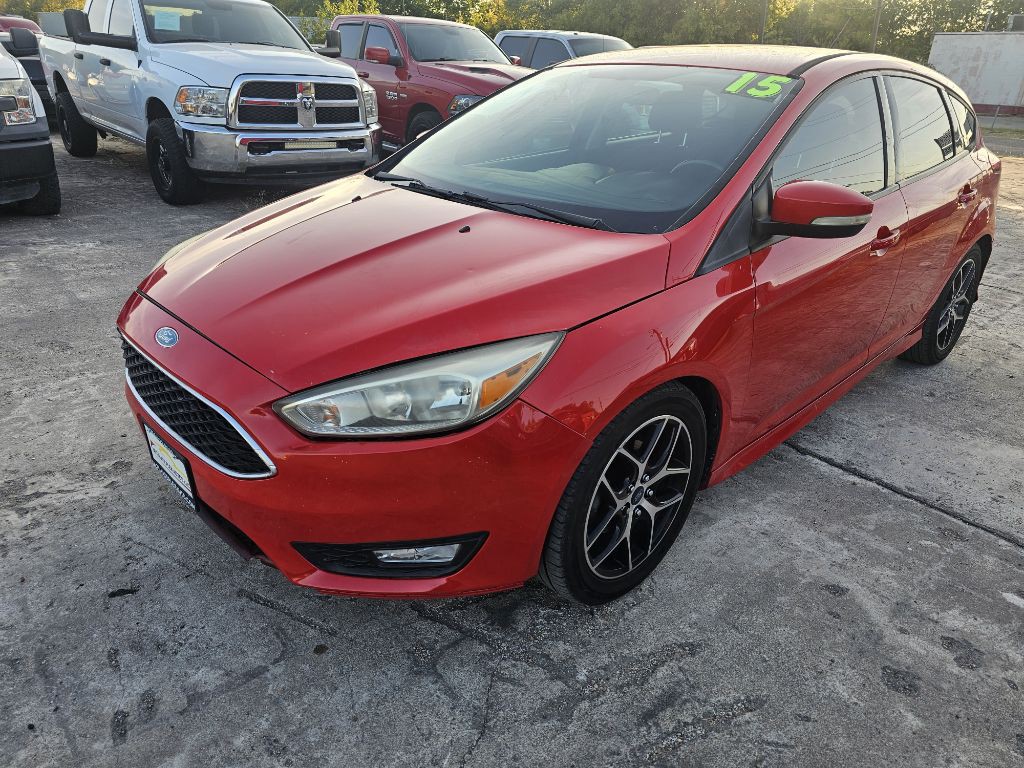 2015 Ford Focus Image 40