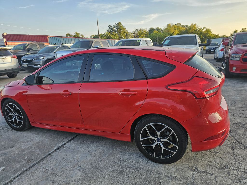 2015 Ford Focus Image 42