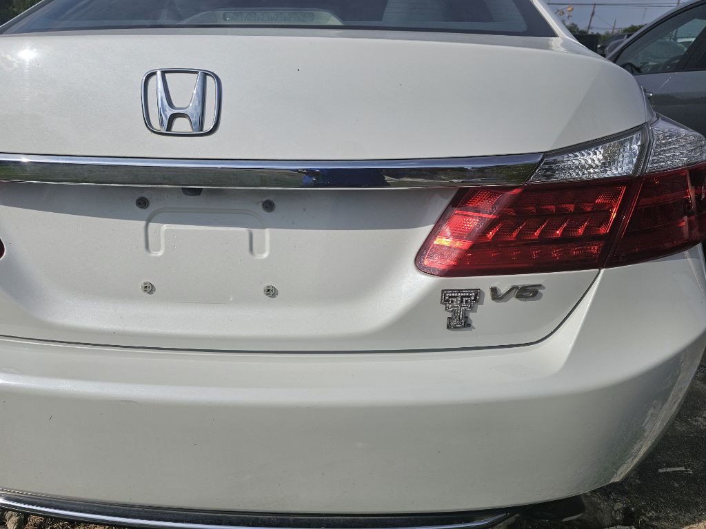 2014 Honda Accord Image 28