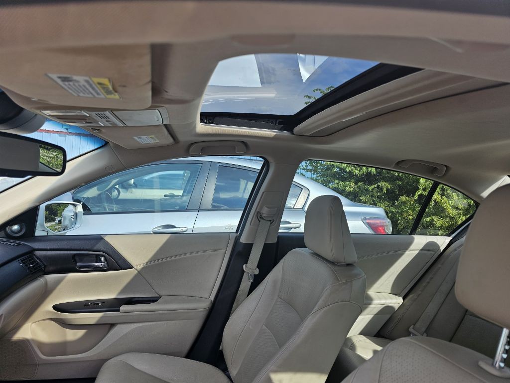 2014 Honda Accord Image 30