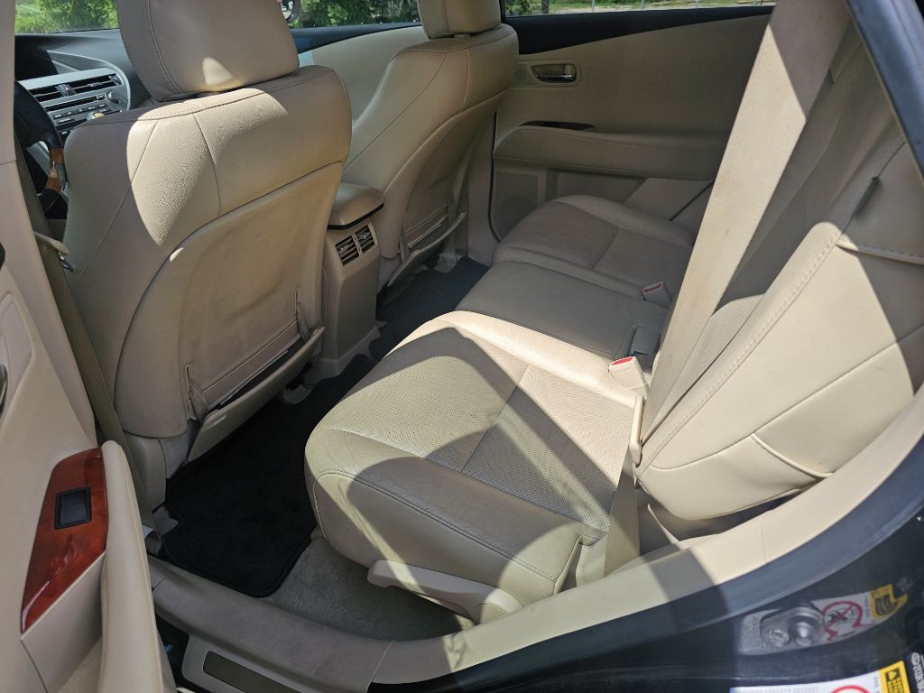2010 Lexus RX Image 32