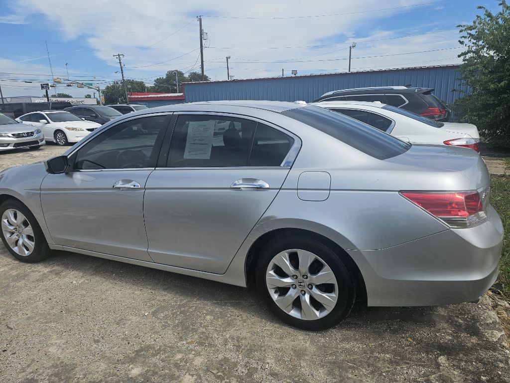 2009 Honda Accord Image 4