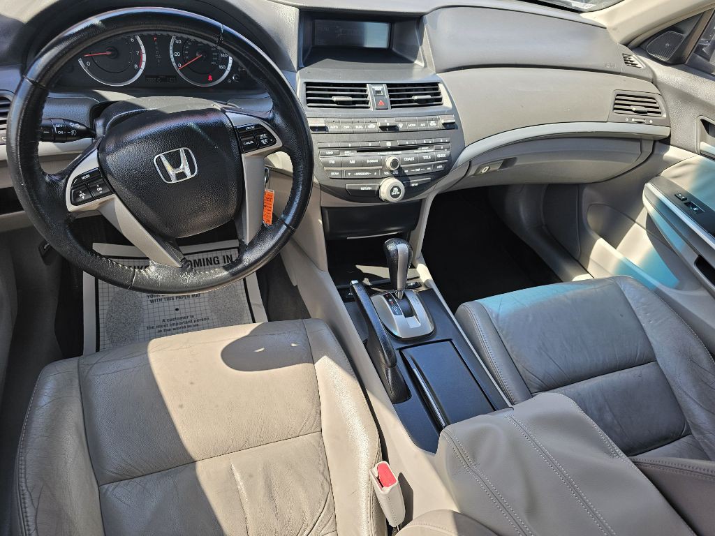 2009 Honda Accord Image 16