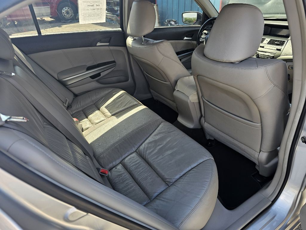2009 Honda Accord Image 19