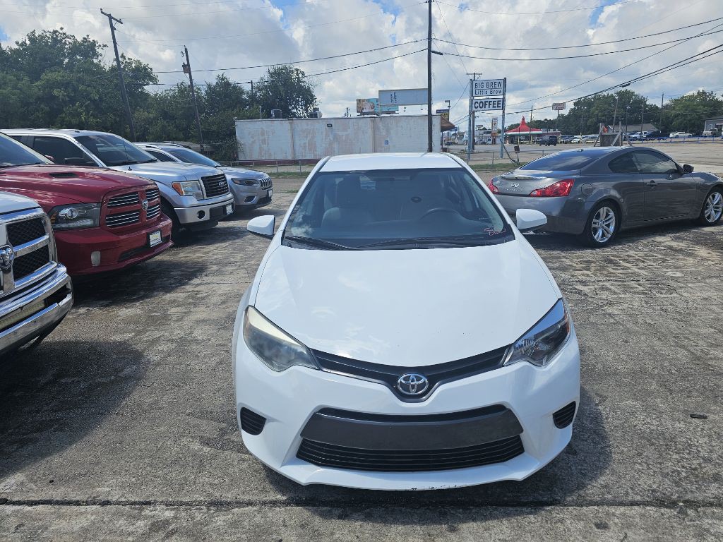 2015 Toyota Corolla Image 1