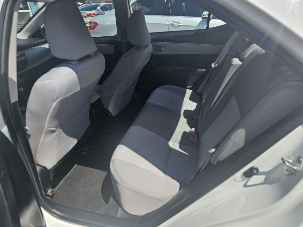 2015 Toyota Corolla Image 13