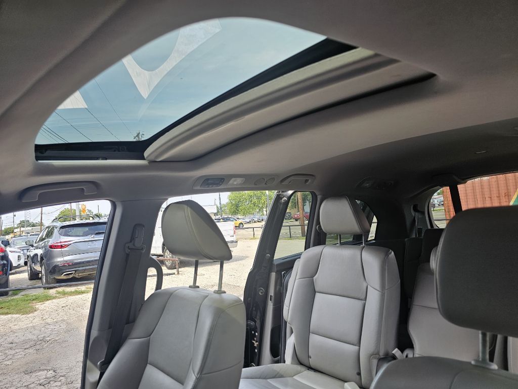 2016 Honda Odyssey Image 28
