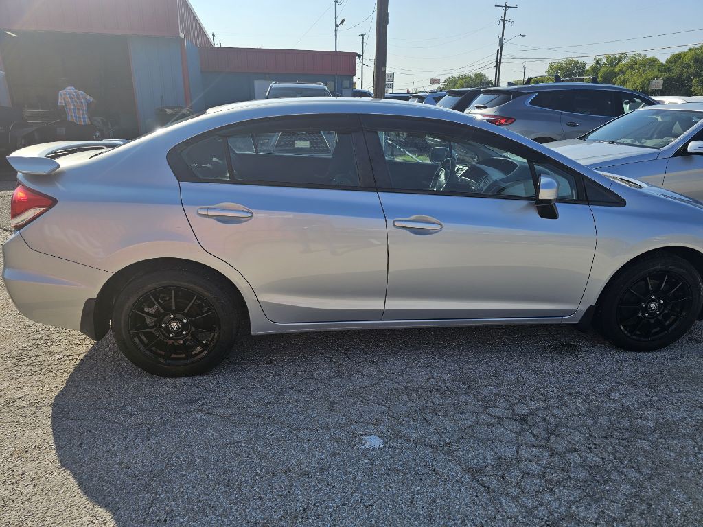 2014 Honda Civic Image 24