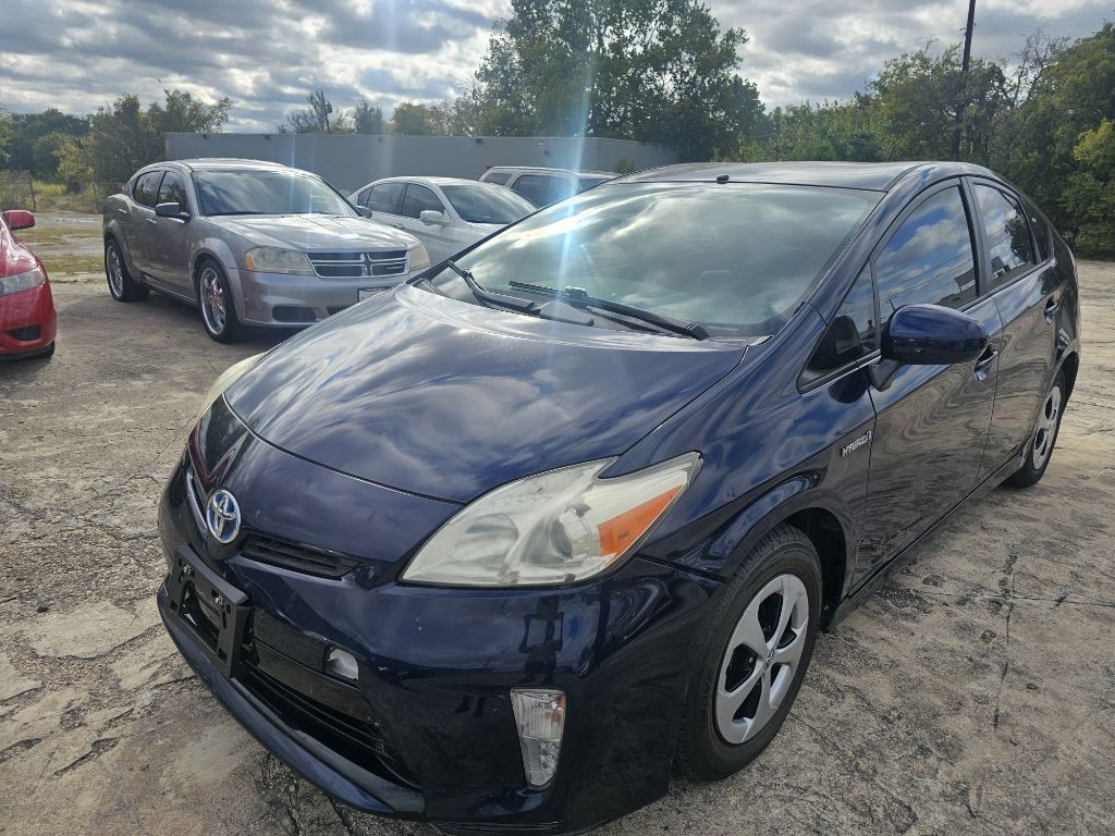 2013 Toyota Prius Image 3