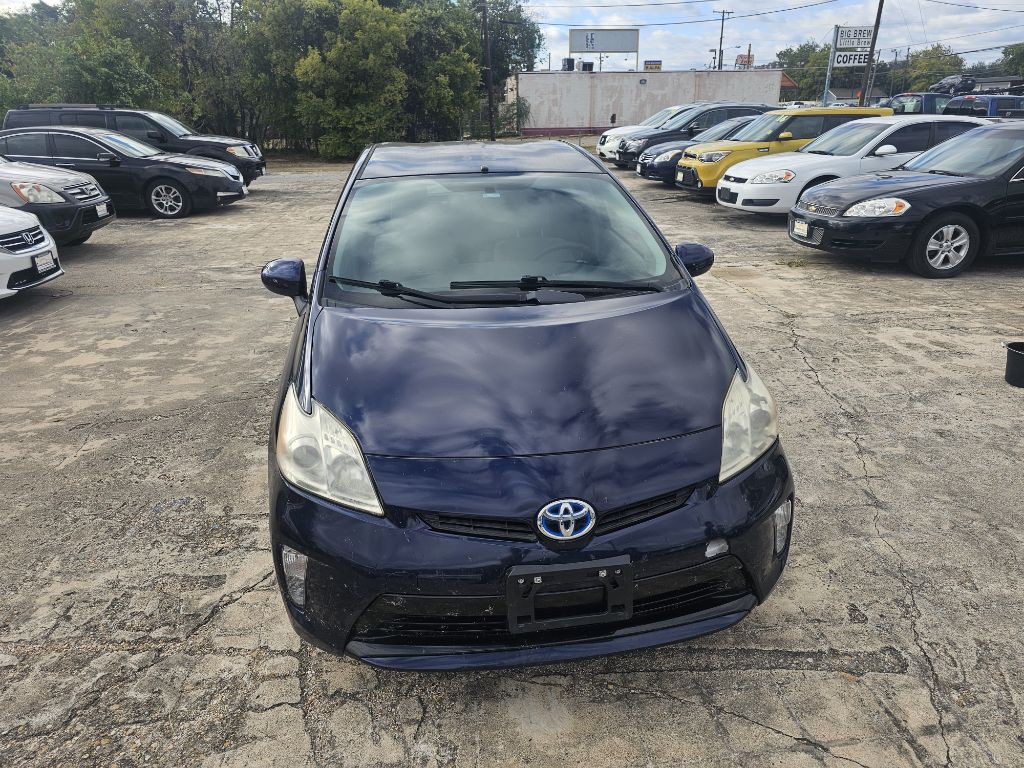 2013 Toyota Prius Image 4