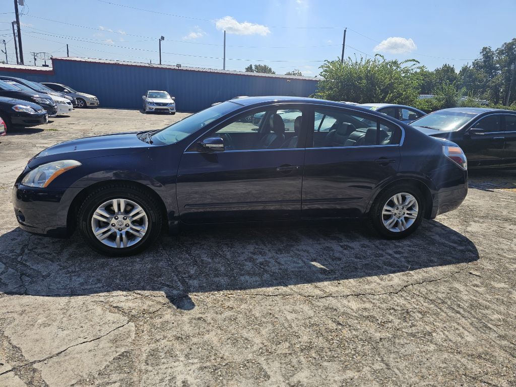 2010 Nissan Altima Image 5