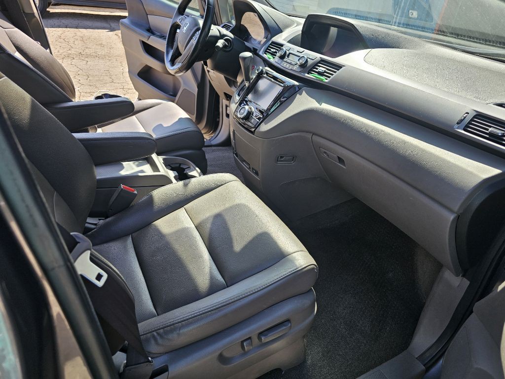 2014 Honda Odyssey Image 18