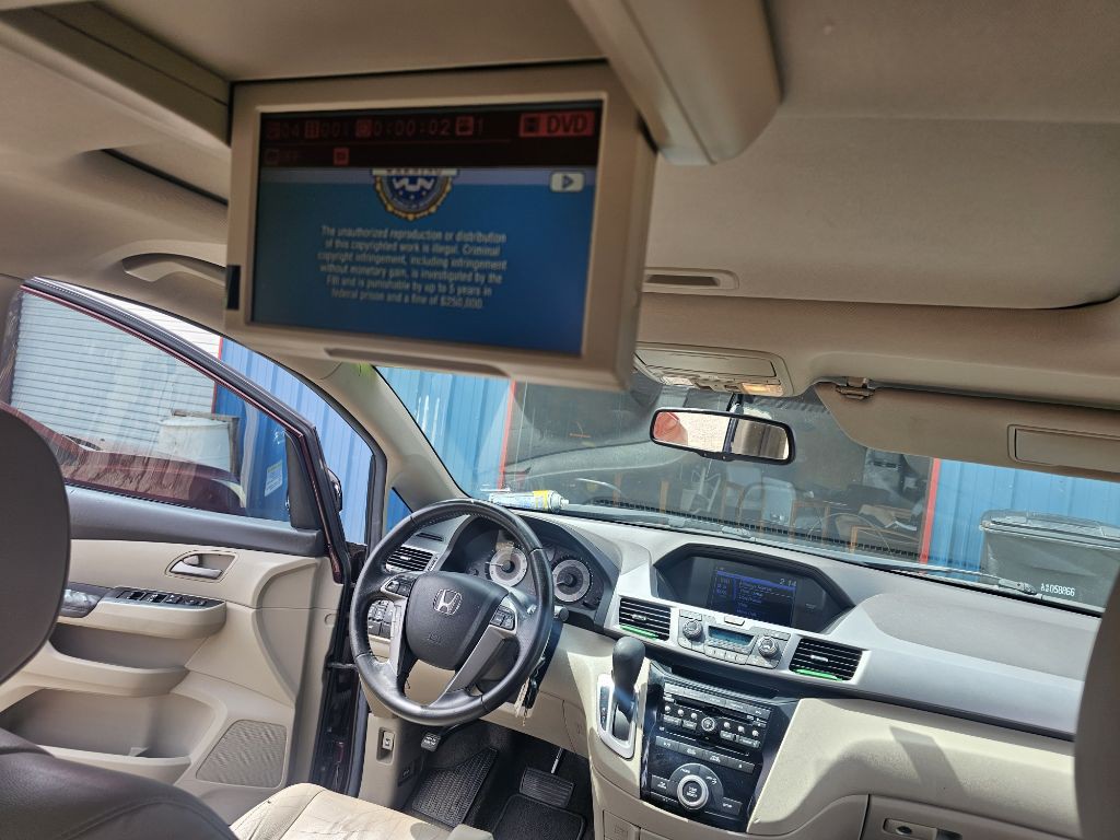 2013 Honda Odyssey Image 24