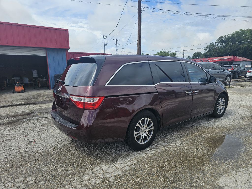 2013 Honda Odyssey Image 3