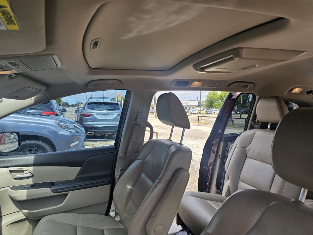 2013 Honda Odyssey Image 27