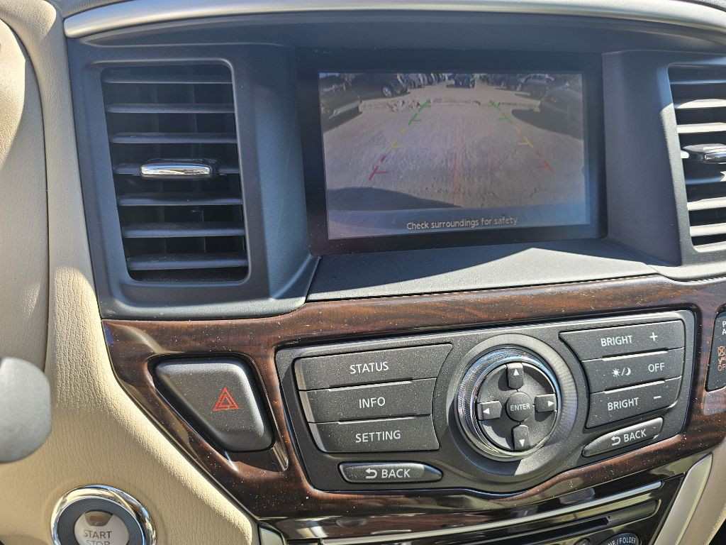 2014 Nissan Pathfinder Image 19