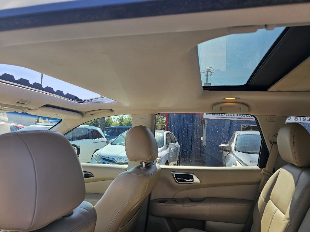 2014 Nissan Pathfinder Image 24