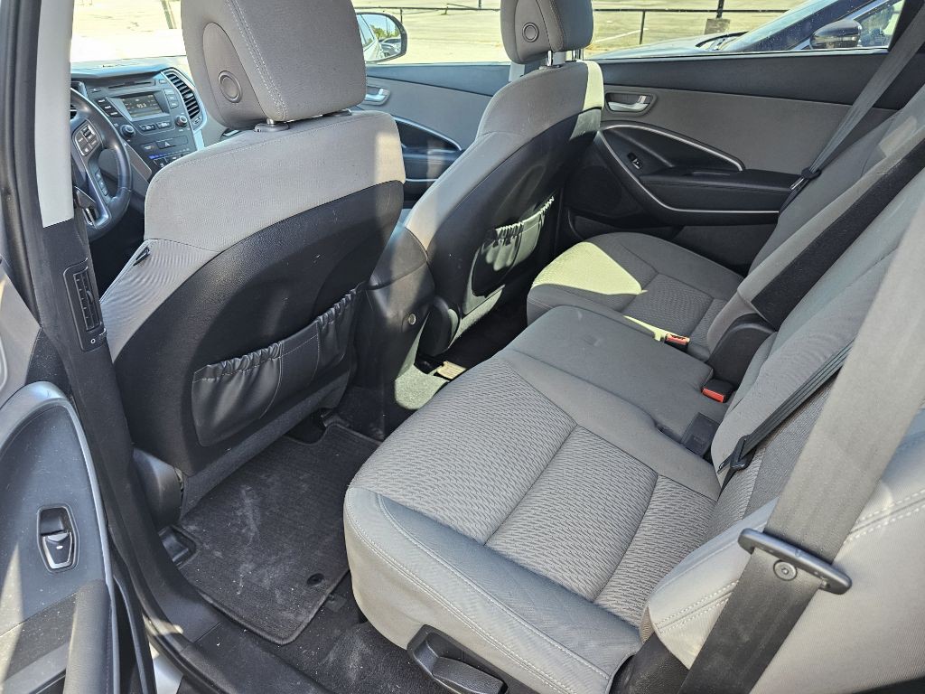 2014 Hyundai Santa Fe Image 13