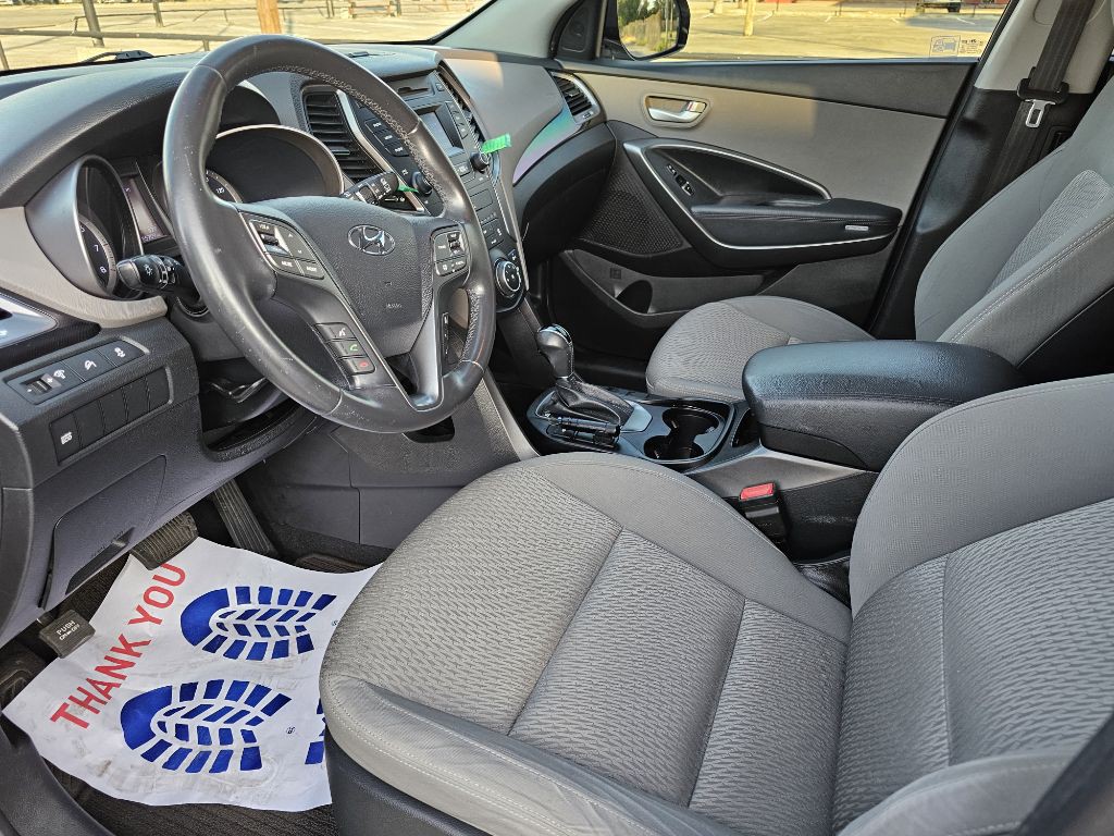 2014 Hyundai Santa Fe Image 21