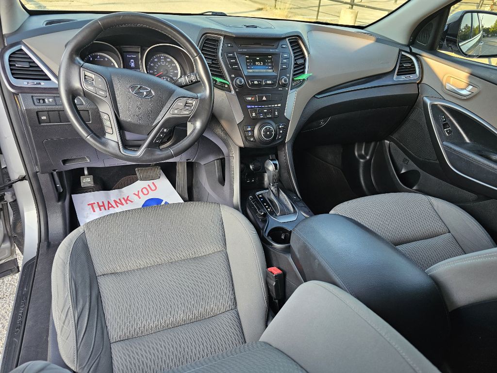 2014 Hyundai Santa Fe Image 22