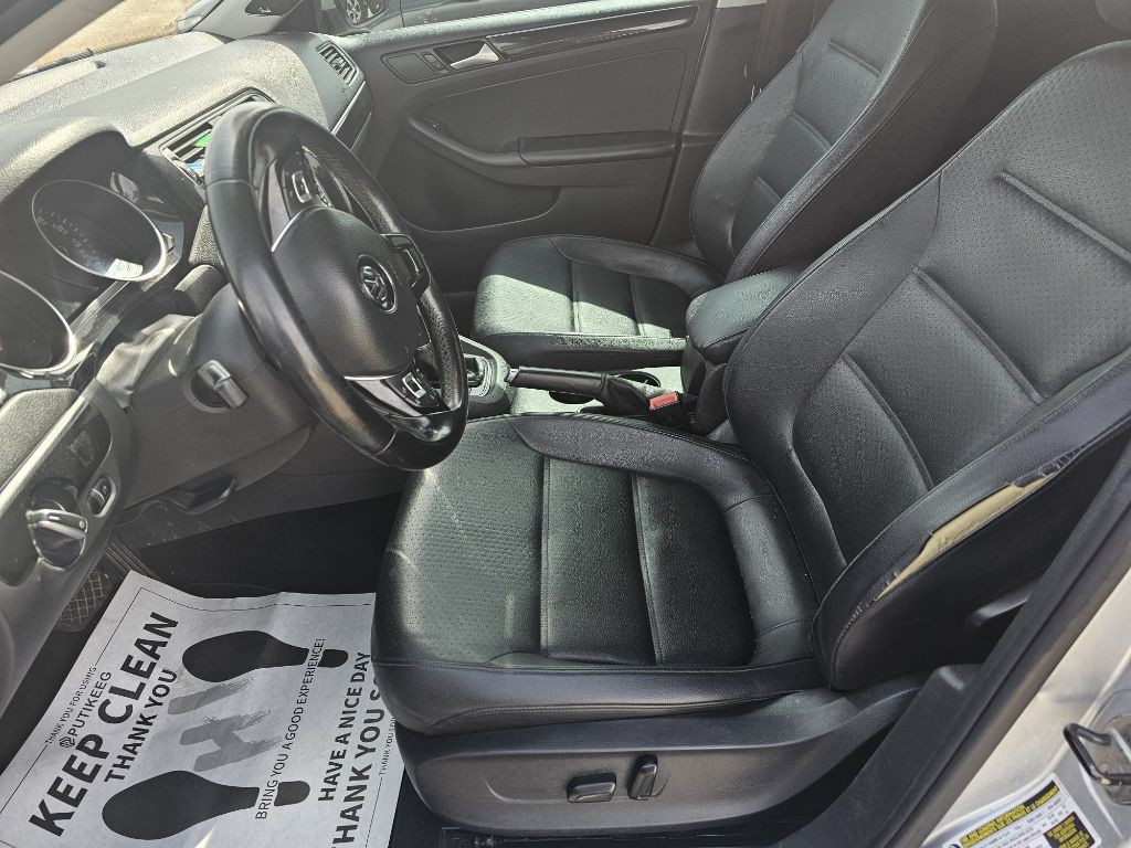 2015 Volkswagen Jetta Image 14