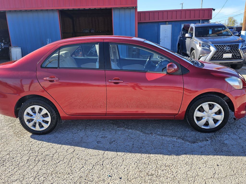 2008 Toyota Yaris Image 5