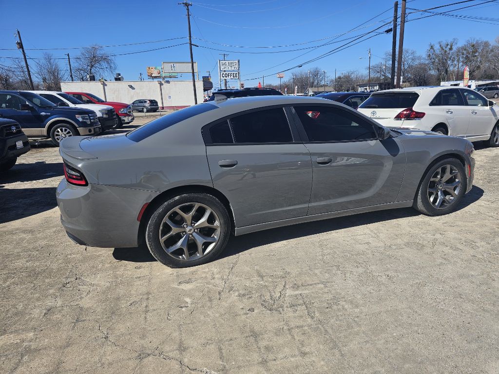 2017 Dodge Charger Image 6