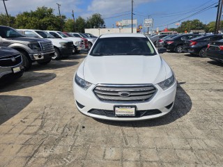 Image for 2015 Ford Taurus SE ID: 6948027