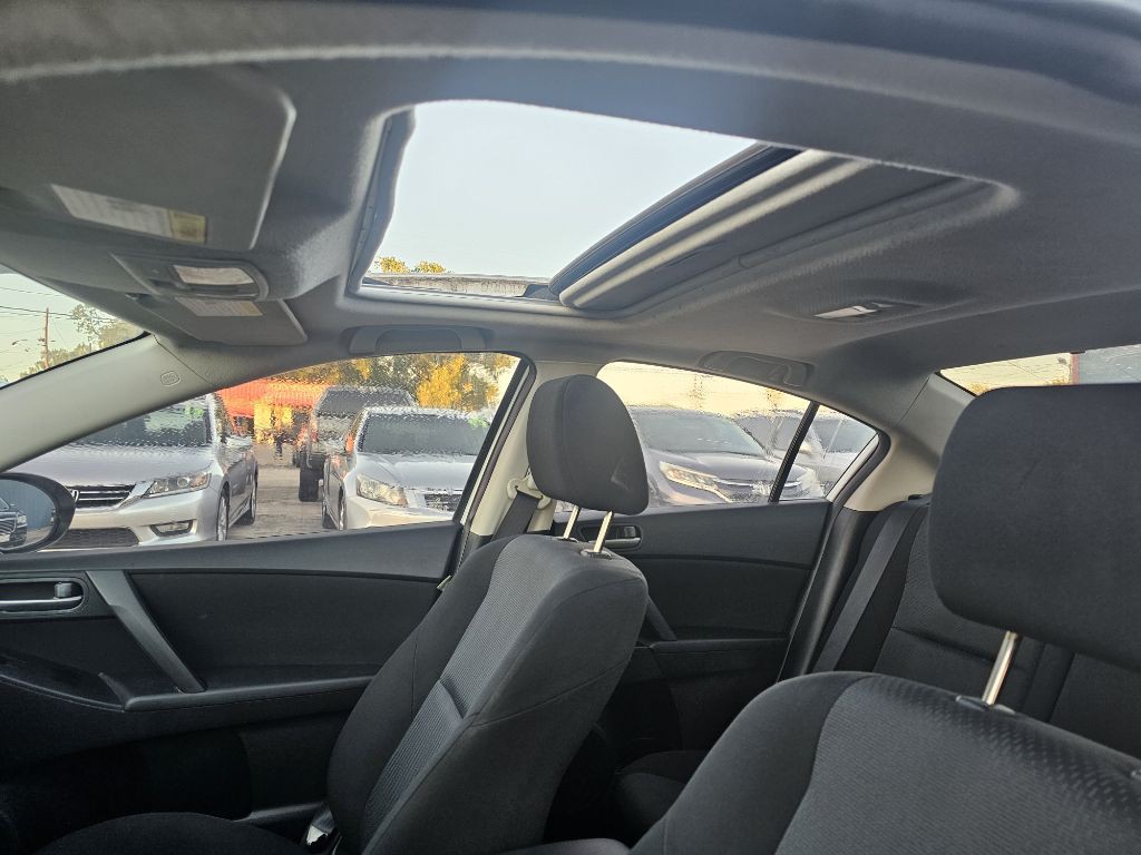 2010 Mazda Mazda3 Image 7