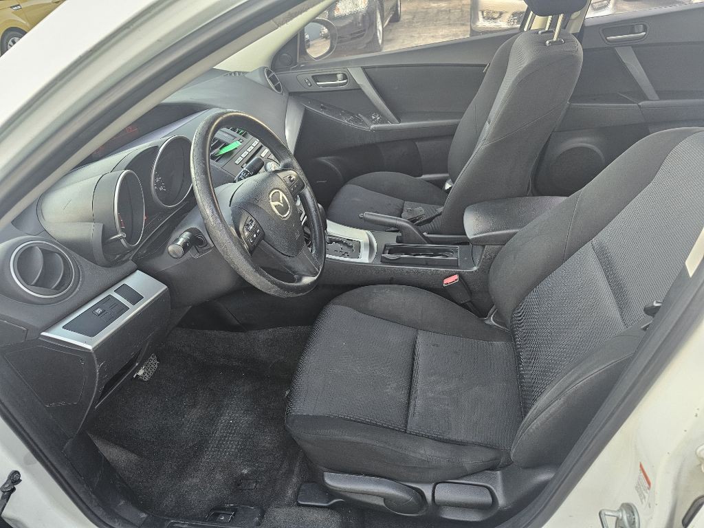2010 Mazda Mazda3 Image 15