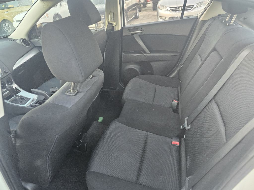 2010 Mazda Mazda3 Image 16