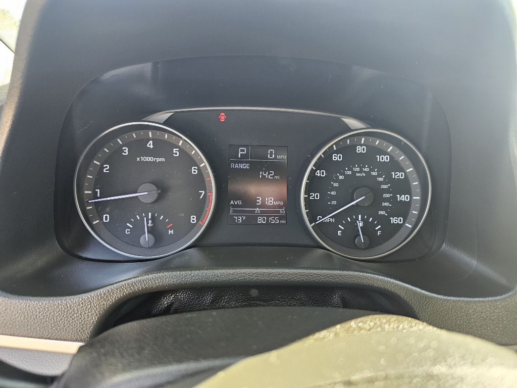 2017 Hyundai Elantra Image 11