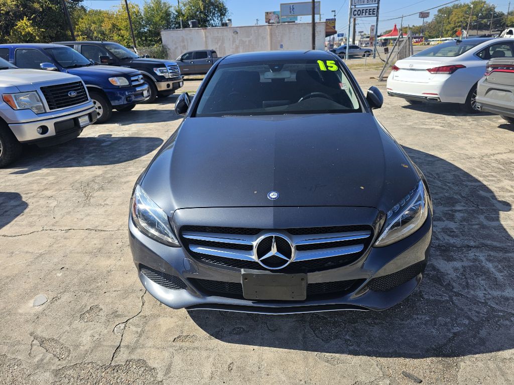 2015 Mercedes-Benz C-Class Image 3