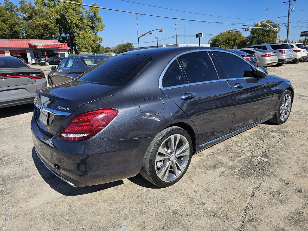 2015 Mercedes-Benz C-Class Image 6