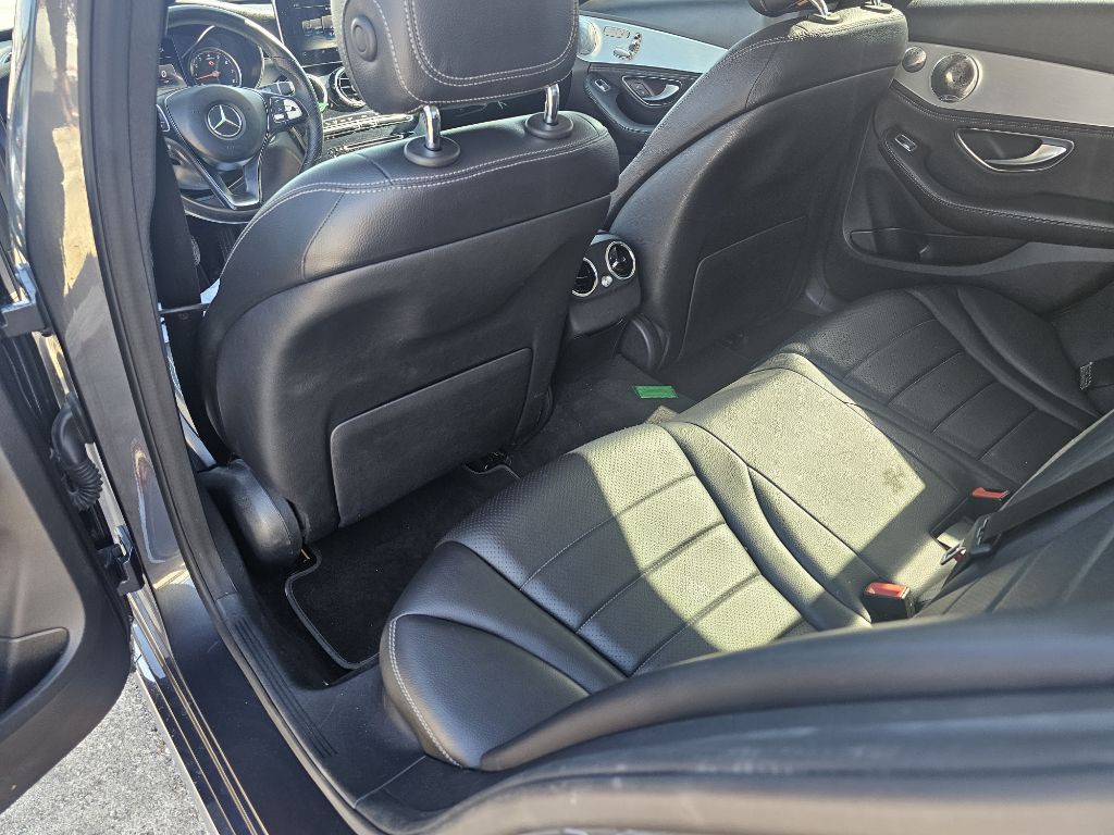 2015 Mercedes-Benz C-Class Image 13