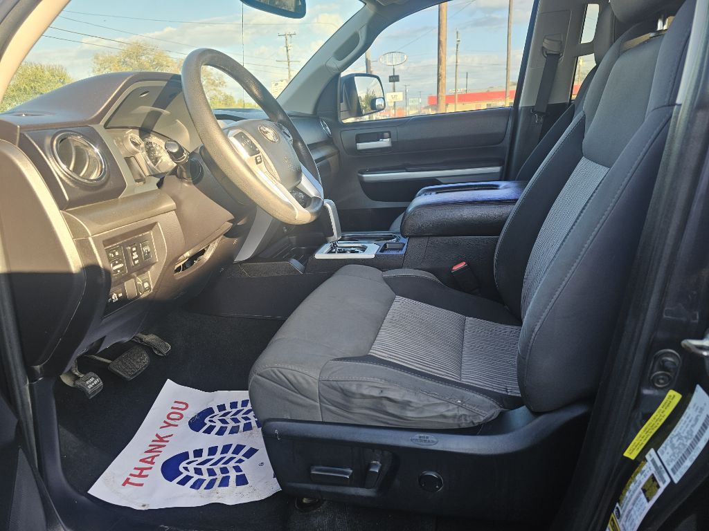 2016 Toyota Tundra Image 10