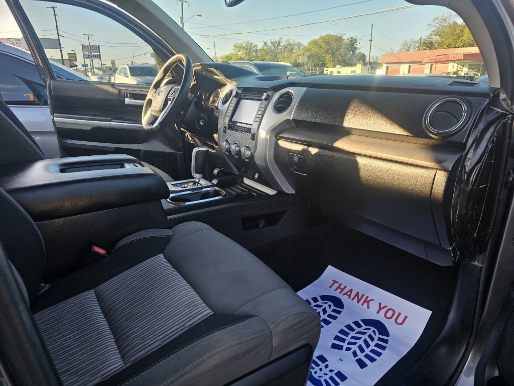 2016 Toyota Tundra Image 13