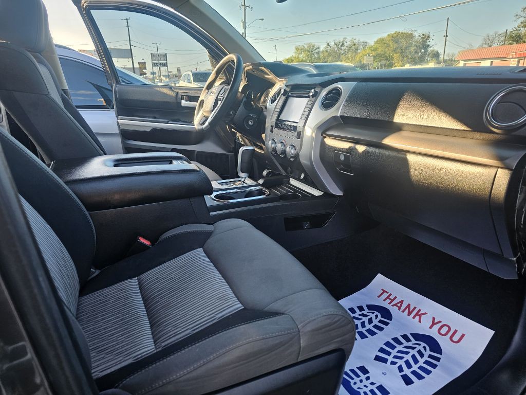 2016 Toyota Tundra Image 14
