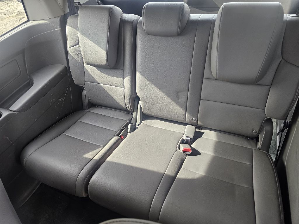 2016 Honda Odyssey Image 12