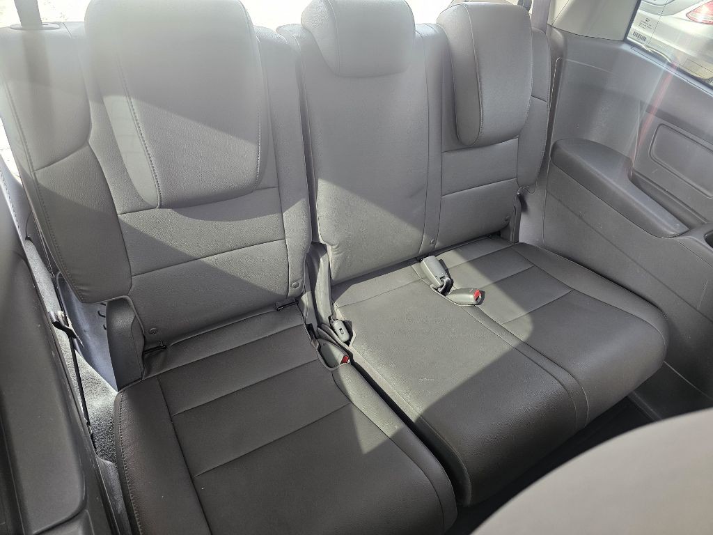 2016 Honda Odyssey Image 16