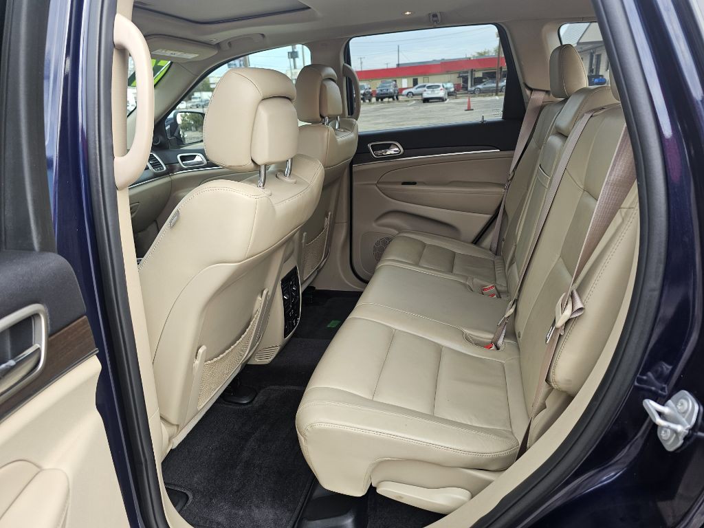 2017 Jeep Grand Cherokee Image 8