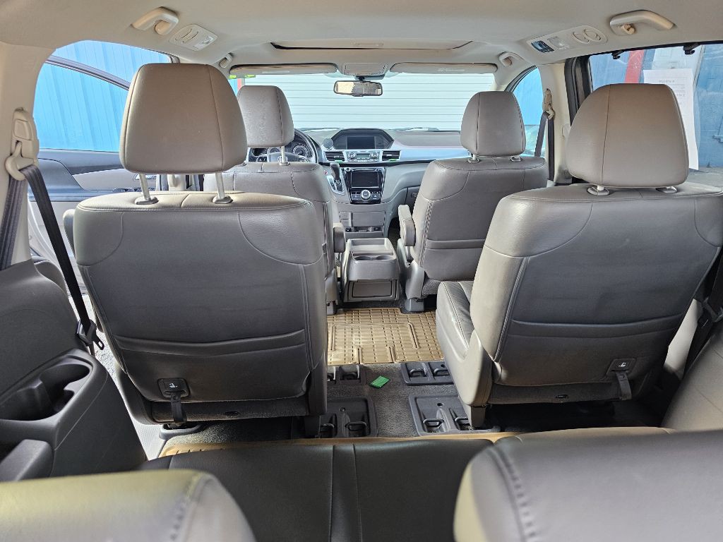 2014 Honda Odyssey Image 13