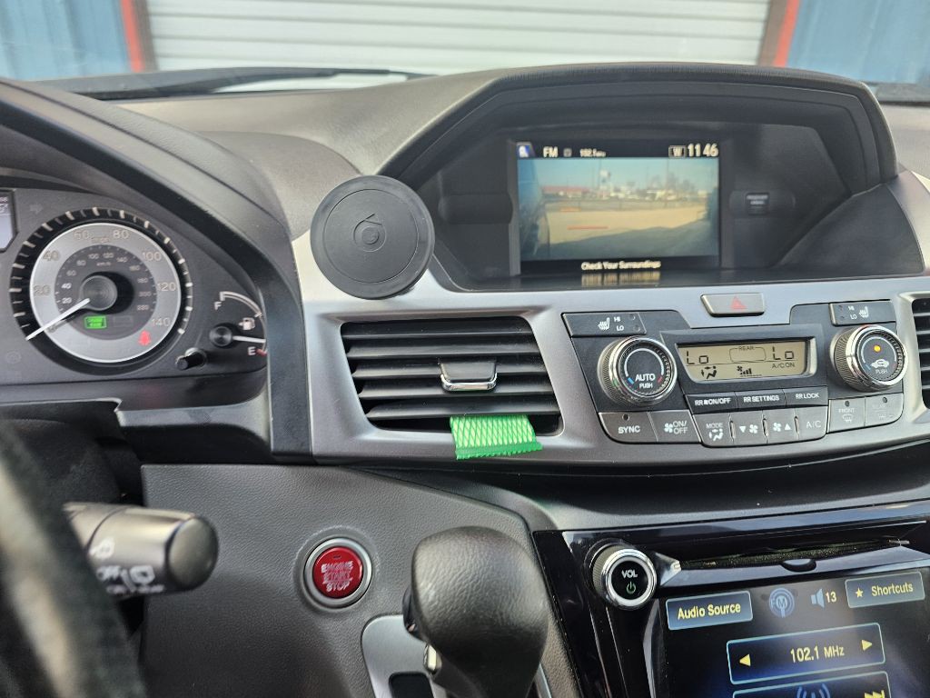 2014 Honda Odyssey Image 20