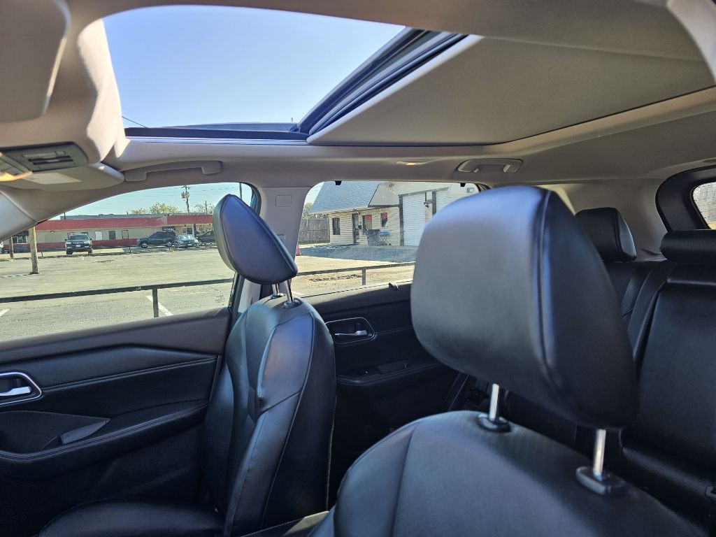 2021 Nissan Rogue Image 17