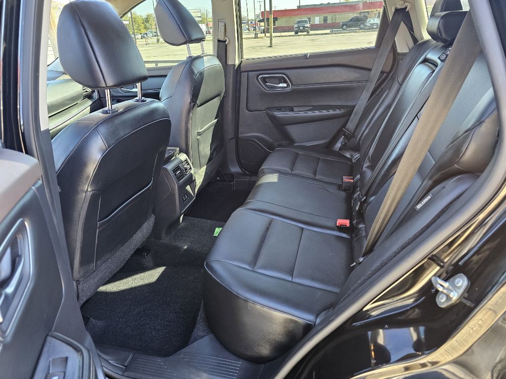 2021 Nissan Rogue Image 21