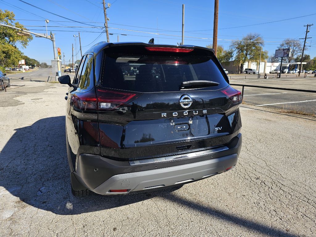 2021 Nissan Rogue Image 25