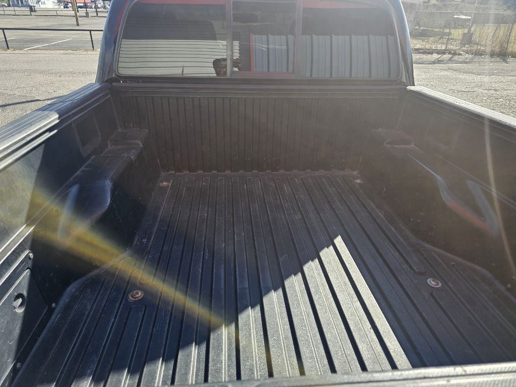 2011 Toyota Tacoma Image 19