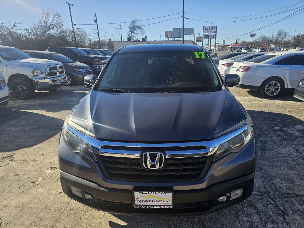 2017 Honda Ridgeline Image 4