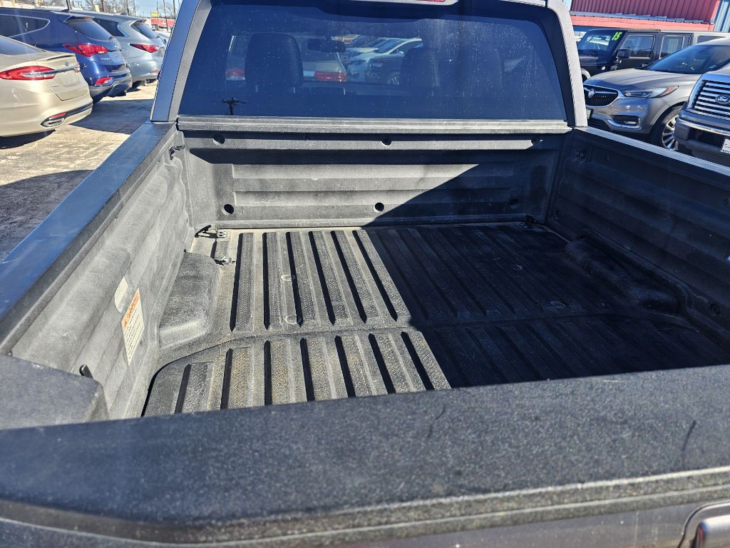 2017 Honda Ridgeline Image 13